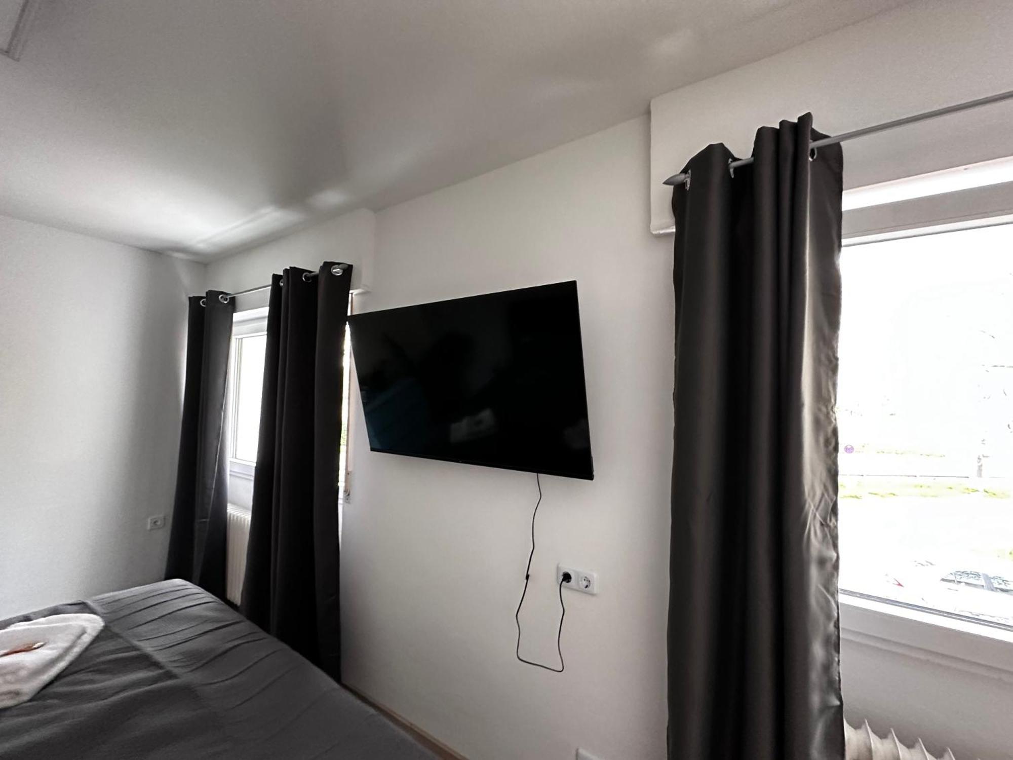 Premium Apartments Schwetzingen, Heidelberg, Speyer ภายนอก รูปภาพ