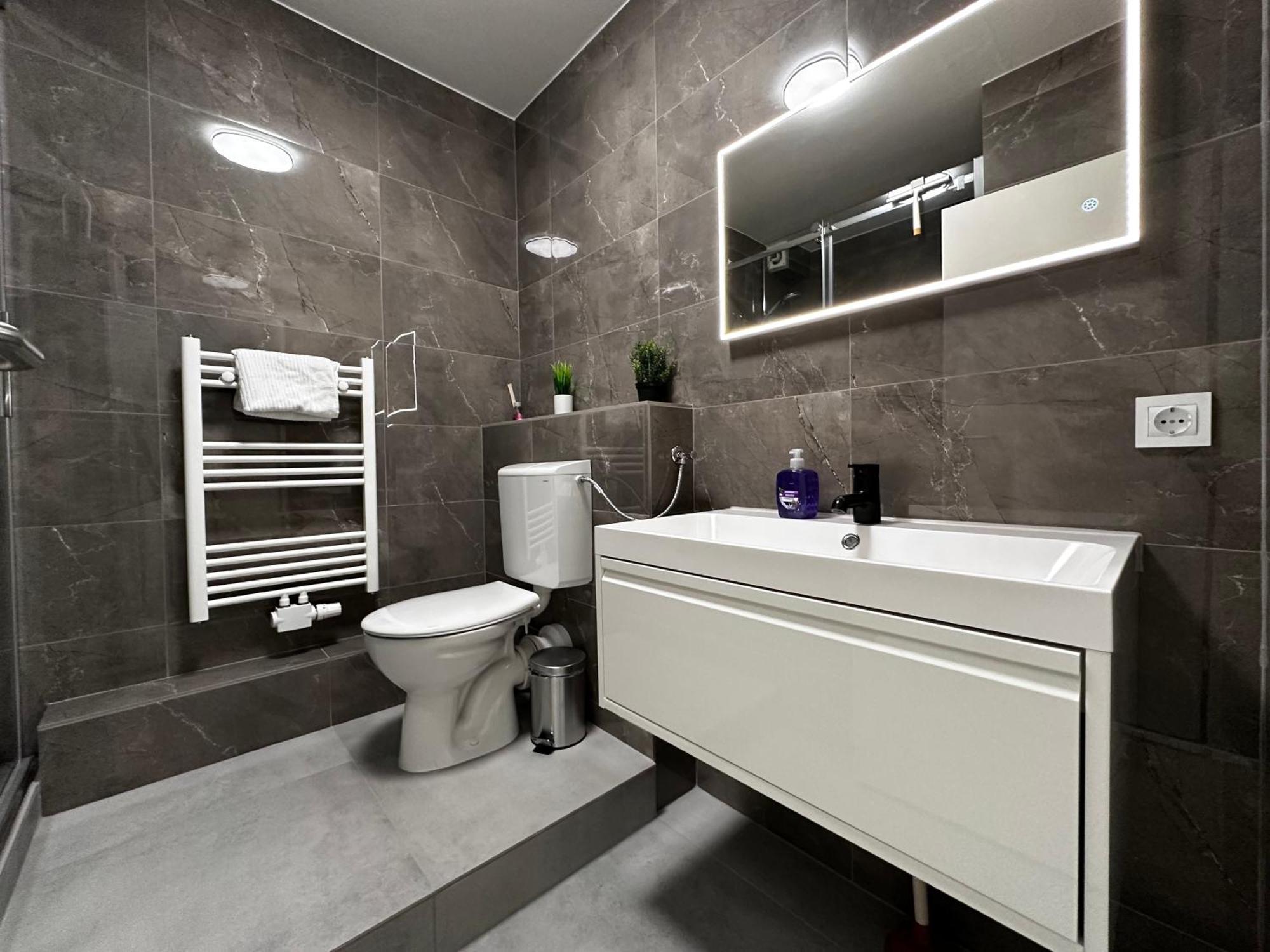 Premium Apartments Schwetzingen, Heidelberg, Speyer ภายนอก รูปภาพ